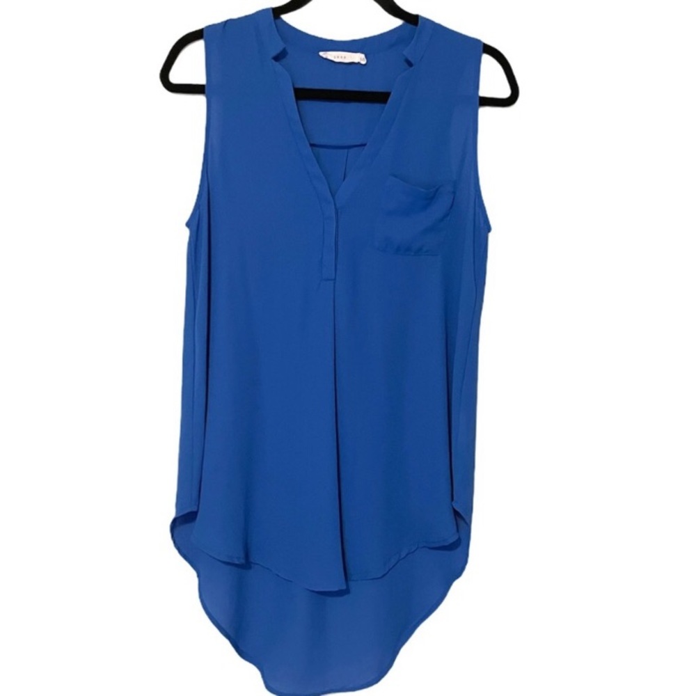 Lush sleeveless blouse with front pocket size M